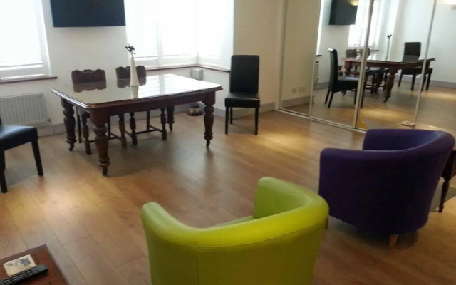 Archways Lodge Hotel