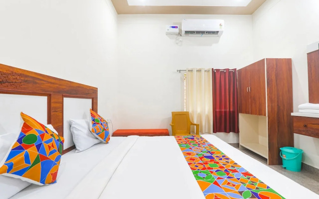 Fabhotel Shree Venkatesh Nileyam