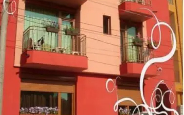 Red House Family Hotel