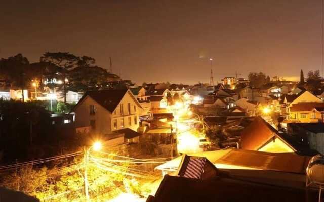 NK Dalat Hotel - Hostel