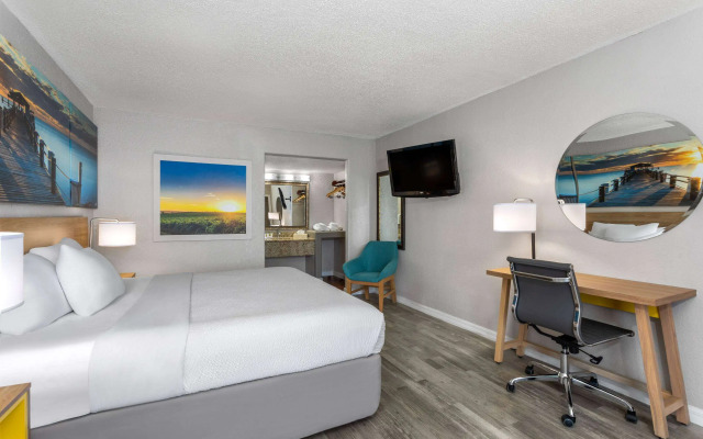 Days Inn by Wyndham Wildwood I-75