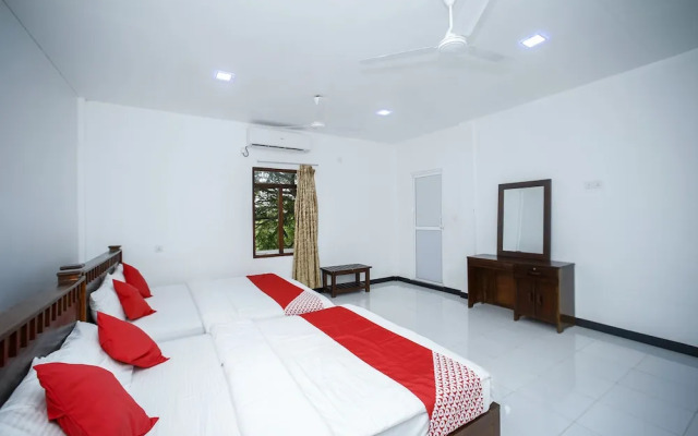 OYO 310 Sea Lagoon Beach Hotel