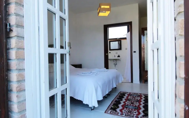 Spacious Hillstay, Piedmont