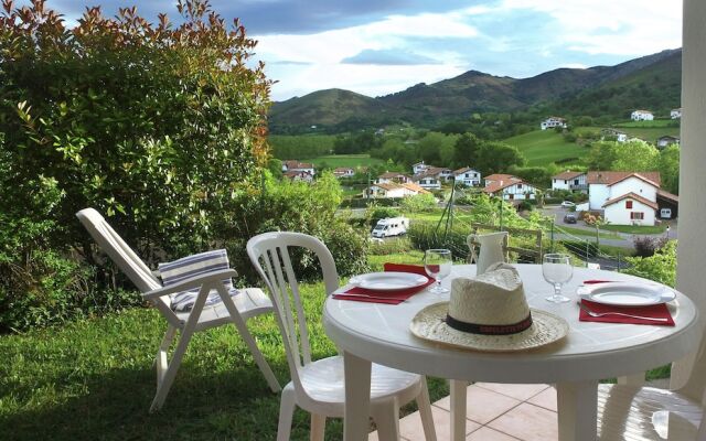 VVF Pays Basque Sare La Rhune, Sare