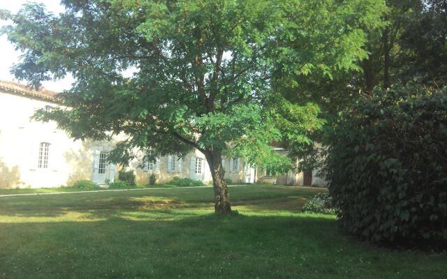 Chambre d'hôtes Château De Champdolent