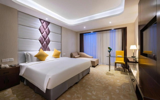 Savile K-Knight Luan Hotel
