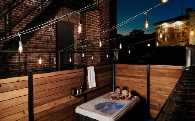 48 King West Boutique Hotel