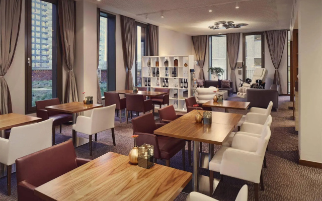 Crowne Plaza Amsterdam South by IHG
