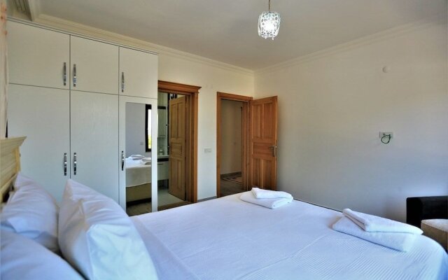 Villa Tepe by Akdenizvillam