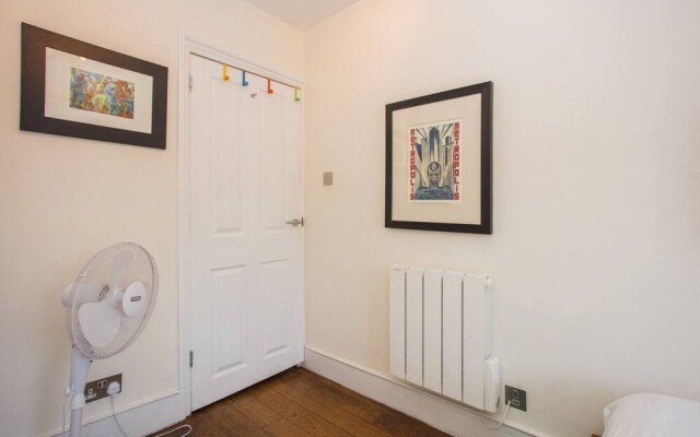 1 Bedroom Flat in West Central London