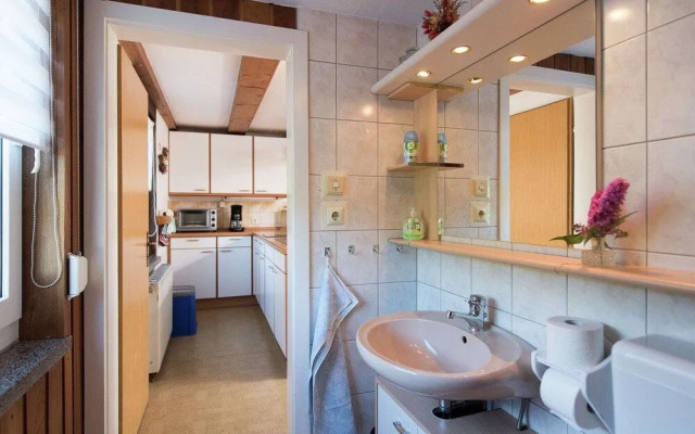 Cozy Ore Mountain Chalet