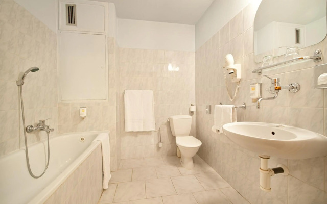 Hotel Henrietta