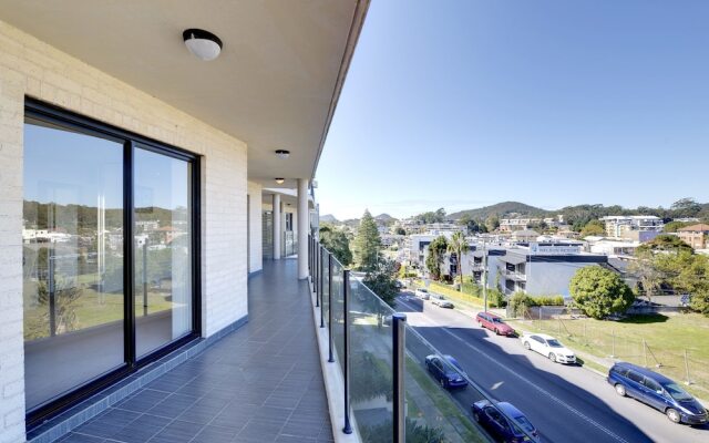 Dolphin Cove, Unit 13/2-6 Government Road