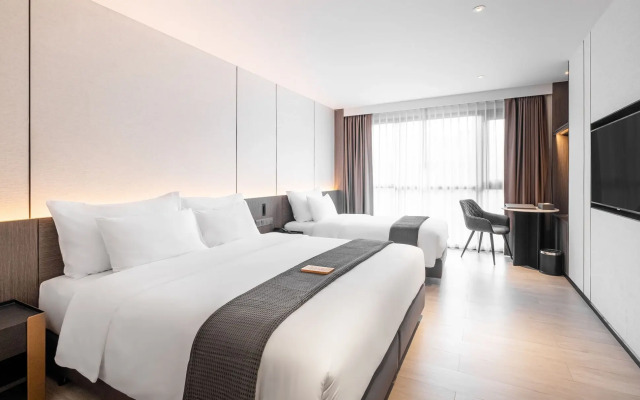 Cascade Hotel Bangkok