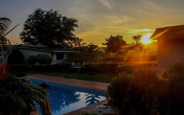 Les Collines Resort