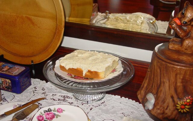 Anchors Aweigh Bed & Breakfast