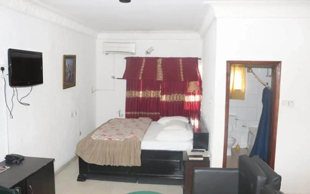 Amanda Hotels Limited
