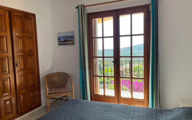 Beautiful holiday home in Calonge with private pool