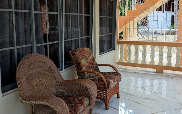 Chateau's Tranquil Apartments
