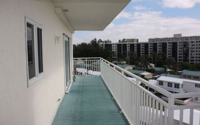 Jamaica Royale 602 - 2 Br Condo