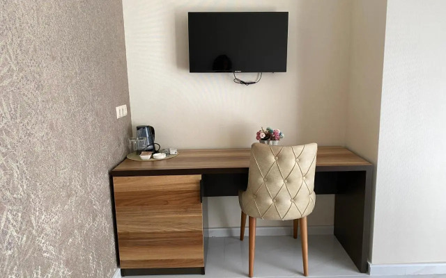 ASHTAL beach HOTEL 17\01