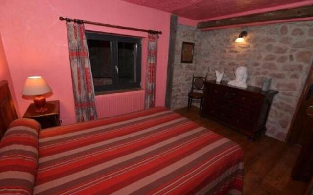 Relais des Marches de l'Est - A Lotel
