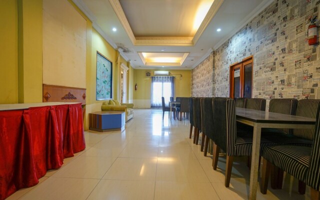 OYO 1273 Hotel Belvena