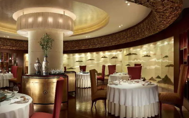 Shangri-La Hotel Dubai  Apartments