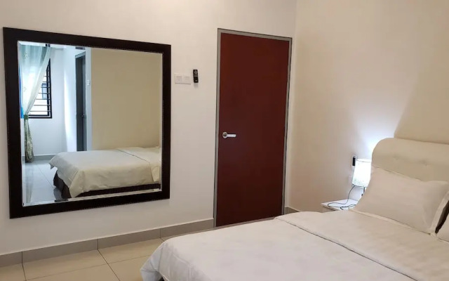 SR Home Stay at KLIA