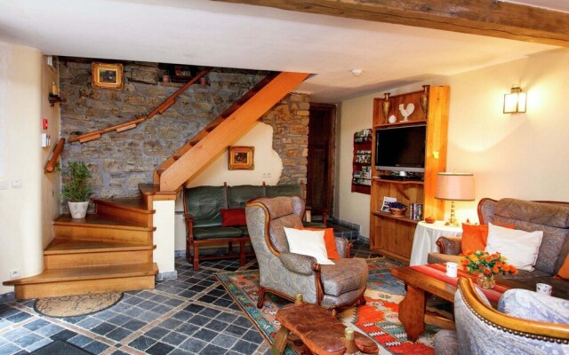 Cozy Cottage in Hubermont near Town Center