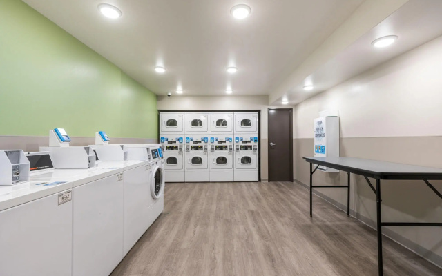 Woodspring Suites Littleton-South Denver