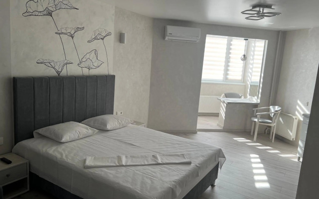 бул. Шевченка 352, квартира-студія