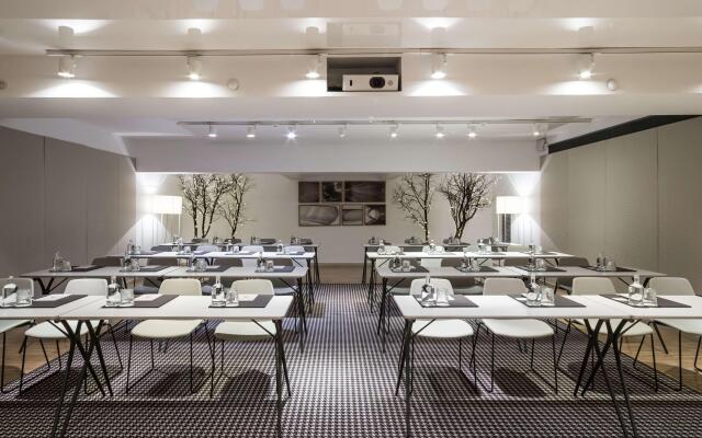 Alexandra Barcelona Hotel, Curio Collection by Hilton