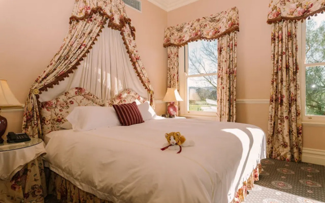 Chateau Yering Historic House