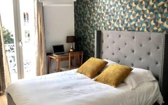 Sainte Cecile 5 - T3 Elegant, Limineux Et Central