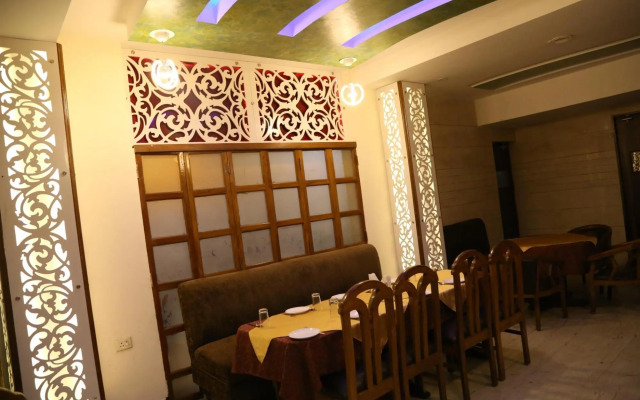 Jyoti Hotel