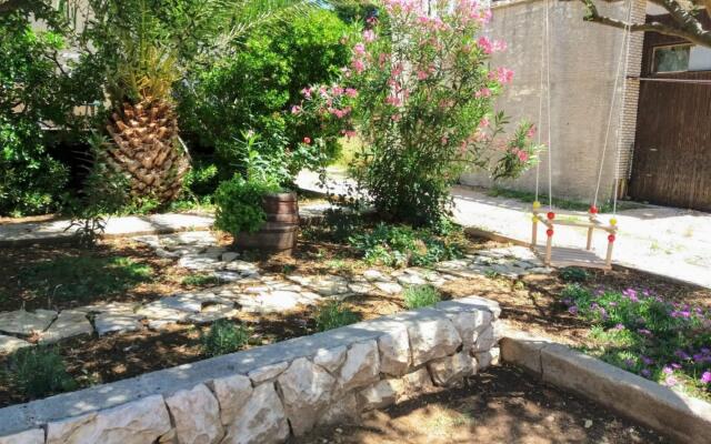 Branko - A4(2+2) in Povljana