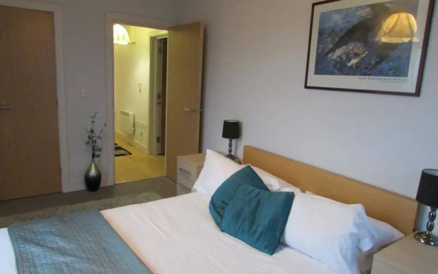 Cheltenham Plaza - Bliss Apartments