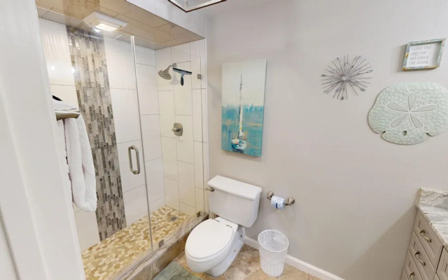 Shoreline Towers 3025 2 Bedroom Condo