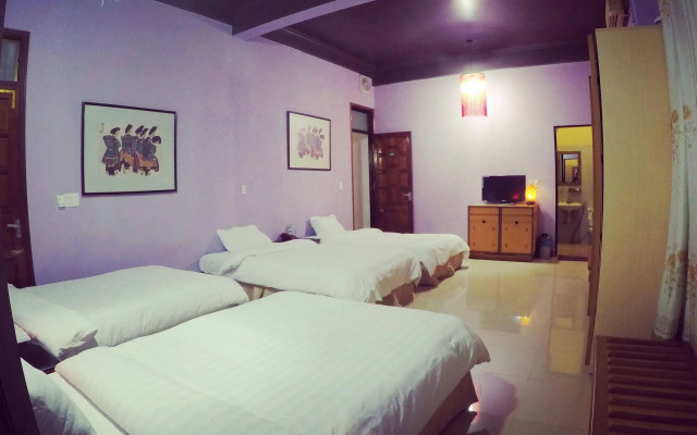 Geminai Hotel & Cafe