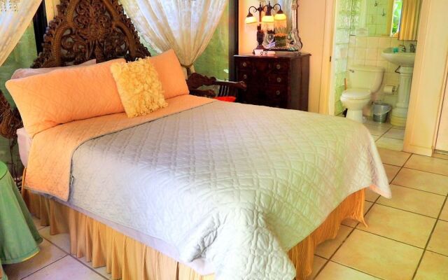 Casa Thorn Bed & Breakfast