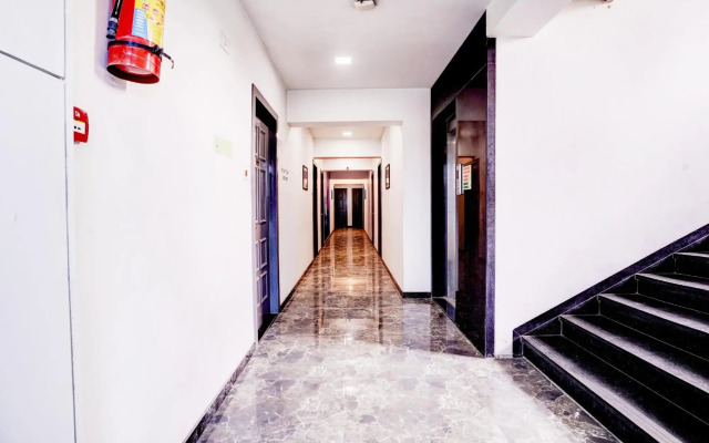 OYO 79268 Townhouse 092 Hotel Ashray Residency