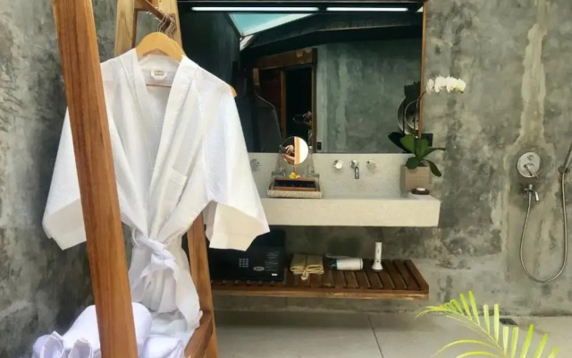 The Sender Pool Suite