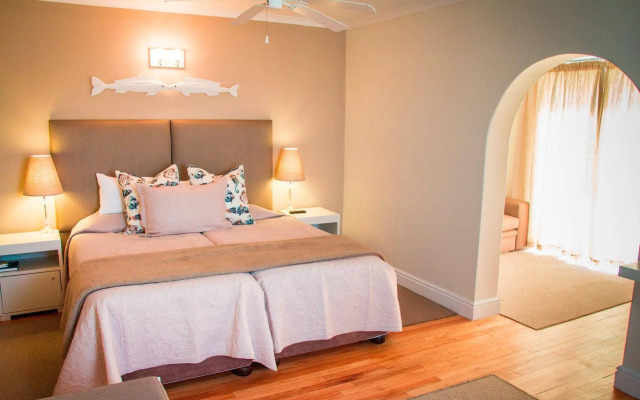 Milkwood Manor on Sea Hotel