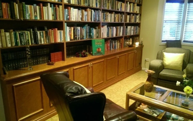 Grovely House Bed & Breakfast