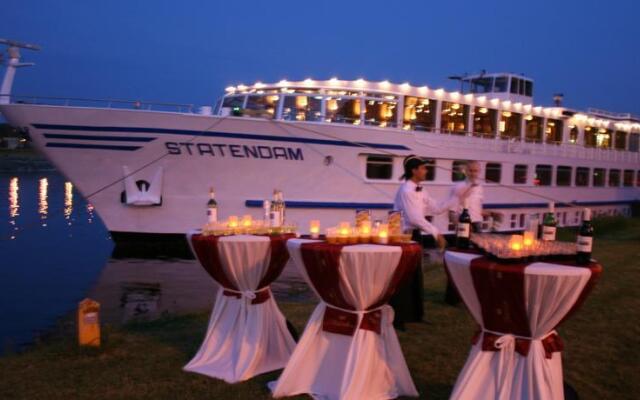 Regis Hotelschiff 3* Köln