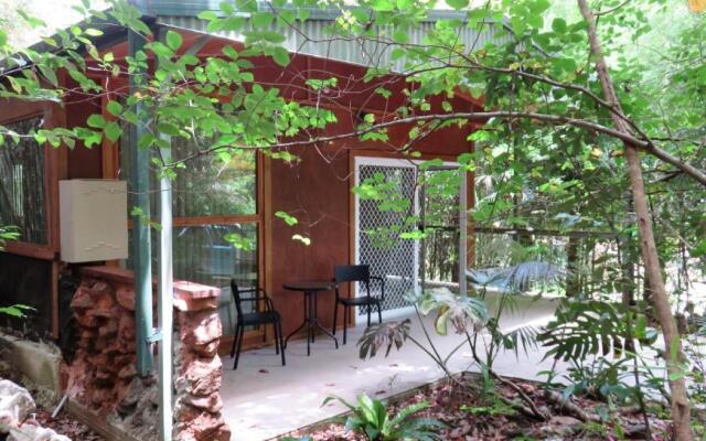 Treetops Accommodation Montville