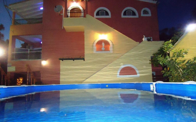 Almyra Apartments & Studios