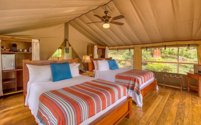 Isla Chiquita Glamping Hotel
