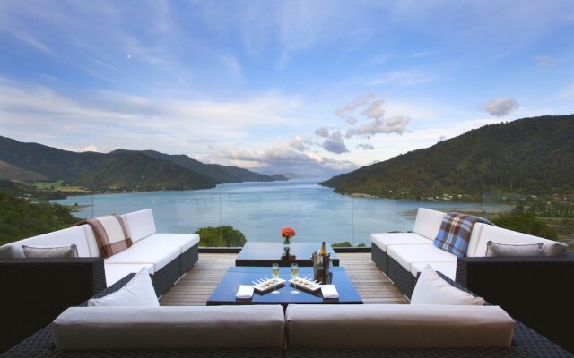 The Sounds Retreat